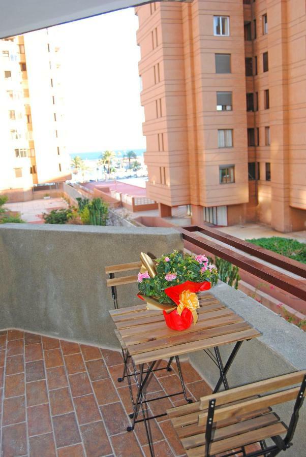 Recently Refurbished Apartment With Sea Views. Fuengirola Eksteriør billede